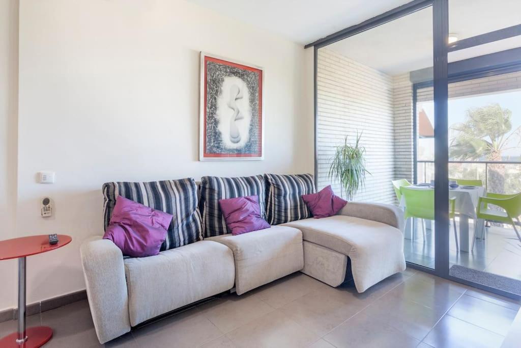 Apartment Confortable With Views To The Sea