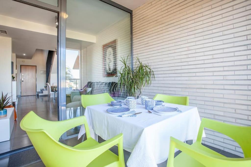 Apartment Confortable With Views To The Sea *